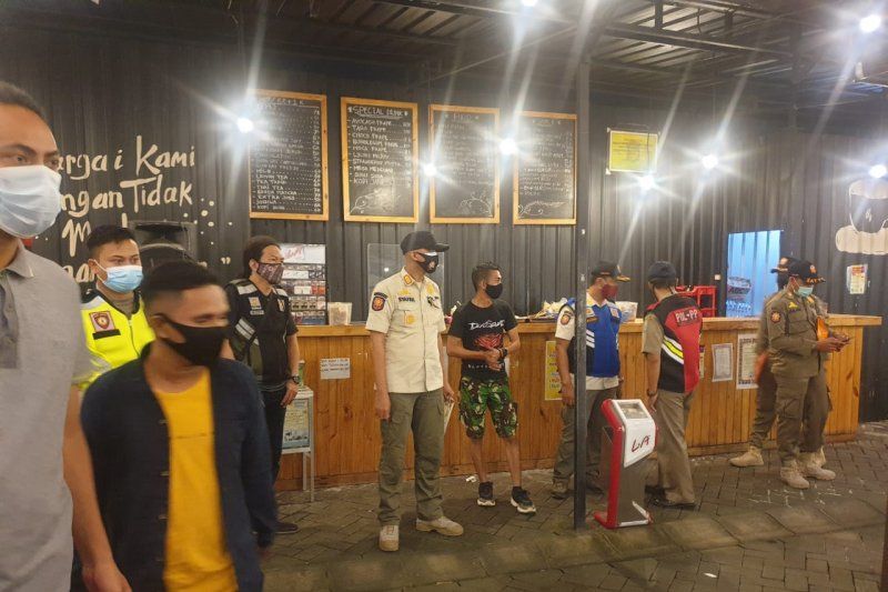 podiumnews.com-Ini Hasil Evaluasi PPKM Jawa-Bali